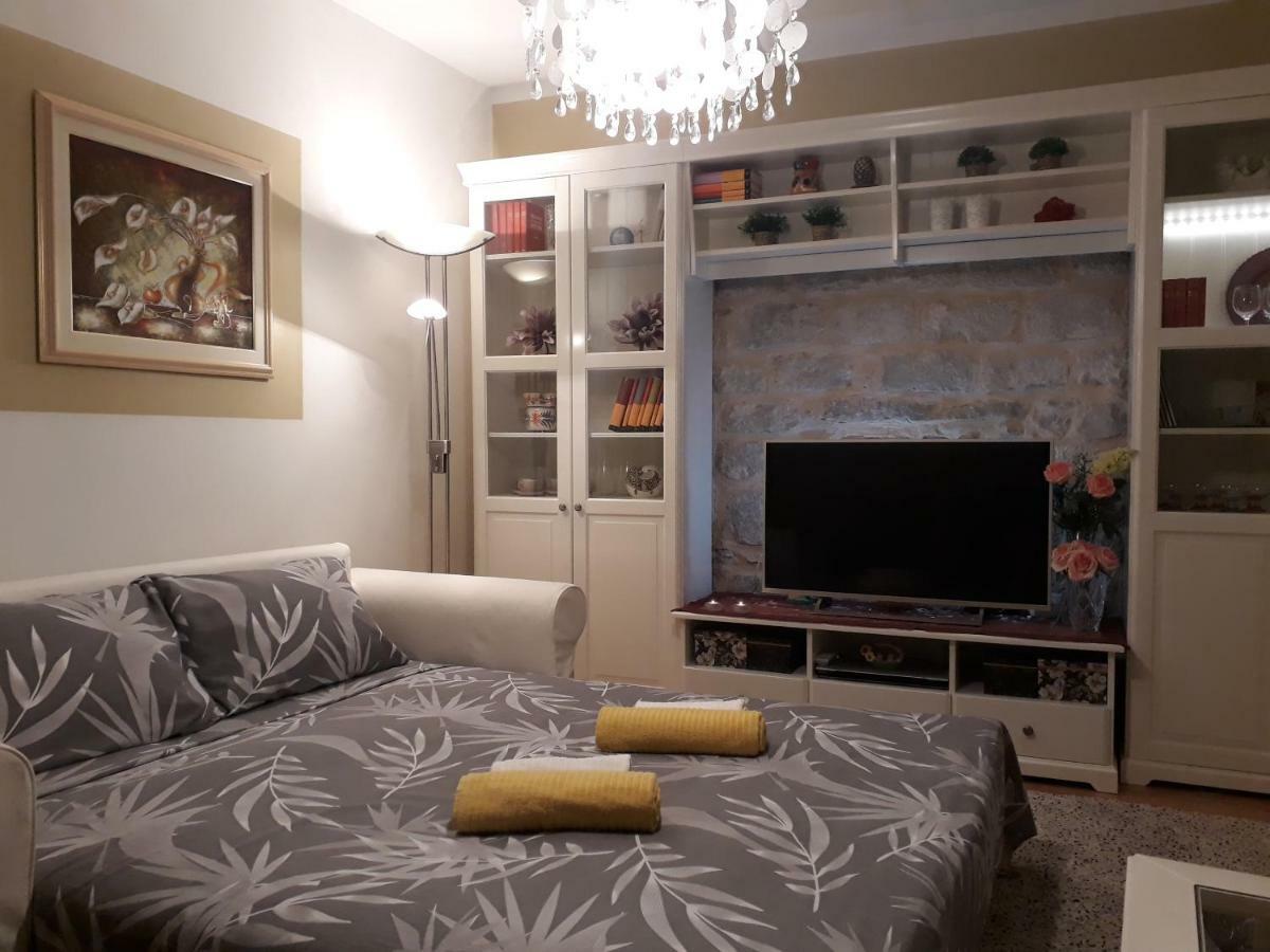 House Villa Mare Малинска Экстерьер фото